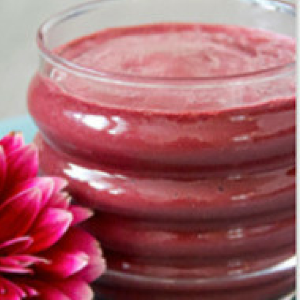 Alkaline Diet Recipe: Red Velvet Protein Smoothie